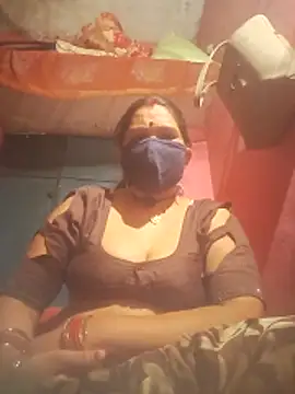 Snapshot of Your-shreya143 chatting on 12/17/25, 01:28 Your-shreya143 online show from 12/17/25, 01:28