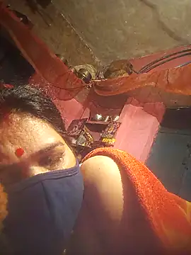 Snapshot of Your-shreya143 chatting on 12/18/25, 01:44 Your-shreya143 online show from 12/18/25, 01:44