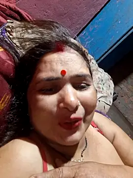 Snapshot of Your-shreya143 chatting on 05/10/26, 08:14 Your-shreya143 online show from 05/10/26, 08:14
