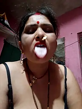 Snapshot of Your-shreya143 chatting on 05/13/26, 09:00 Your-shreya143 online show from 05/13/26, 09:00