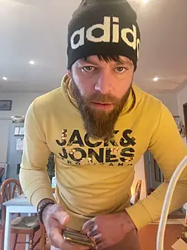 Snapshot of Bigdaad92 chatting on 03/24/26, 07:57 Bigdaad92 online show from 03/24/26, 07:57