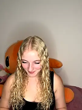 Sophie cute06 online show from 12/16/25, 07:08