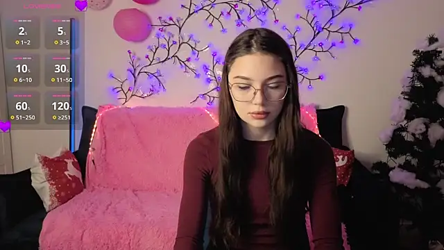 AlishaMolly online show from 12/19/25, 02:24