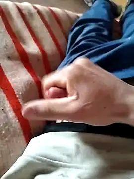 yacinekabiley16 online show from 12/04/25, 09:29