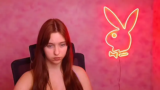 Lilu May online show from 12/04/25, 04:05