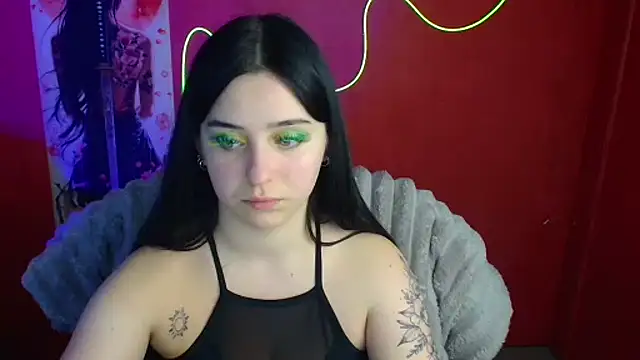 Snapshot of Lilu_May chatting on 04/15/26, 01:51 Lilu May online show from 04/15/26, 01:51