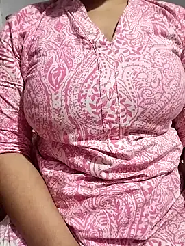 hottyrose69 online show from 02/12/26, 03:18