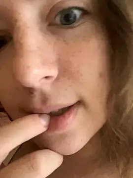 kate nicepops222999 online show from 12/04/25, 08:56