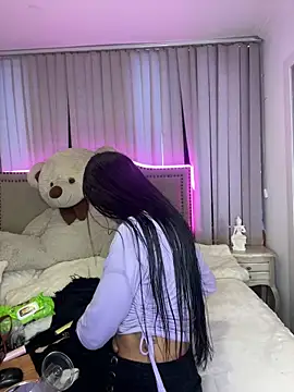 Snapshot of lya__brown chatting on 03/19/26, 11:14 lya brown online show from 03/19/26, 11:14