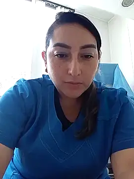 Valeria montana  online show from 12/17/25, 05:30