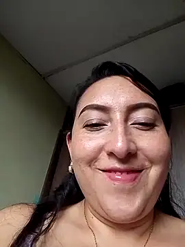 Valeria montana  online show from 05/18/26, 09:42