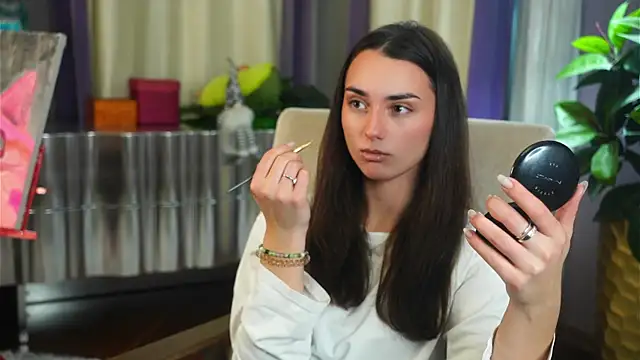 Snapshot of PatWork chatting on 12/03/25, 11:52 PatWork online show from 12/03/25, 11:52