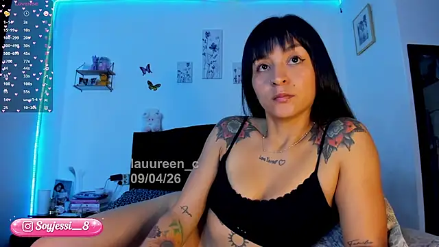 Snapshot of lauureen_c chatting on 04/09/26, 11:15 lauureen c online show from 04/09/26, 11:15