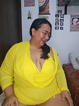 Snapshot of vicky-duarte chatting on 05/16/26, 02:19 vicky-duarte online show from 05/16/26, 02:19
