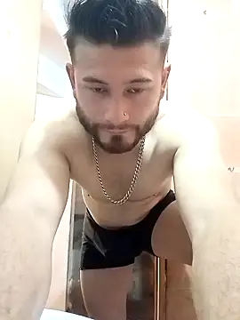 MaxSteel x online show from 12/19/25, 03:13