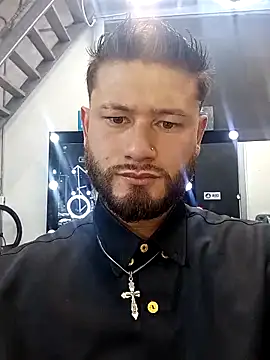 MaxSteel x online show from 03/19/26, 01:42