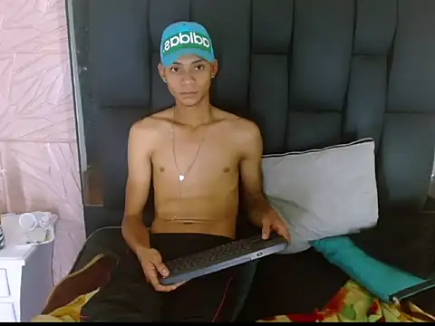 Axel Marcu online show from 12/16/25, 05:18