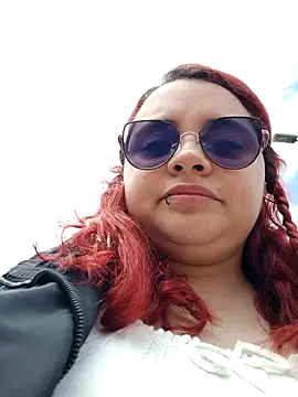 mia-curvy online show from 12/04/25, 04:59