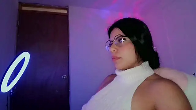 Adararouse1 online show from 02/16/26, 07:43