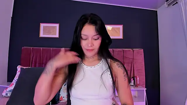 Snapshot of GabyyCute_ chatting on 02/26/26, 12:53 GabyyCute online show from 02/26/26, 12:53