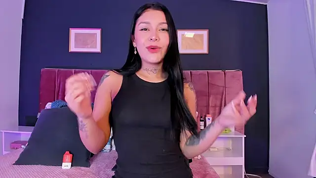 Snapshot of GabyyCute_ chatting on 02/28/26, 12:00 GabyyCute online show from 02/28/26, 12:00