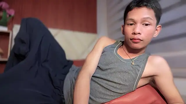 TheBoyAboveYou online show from 01/06/26, 04:11