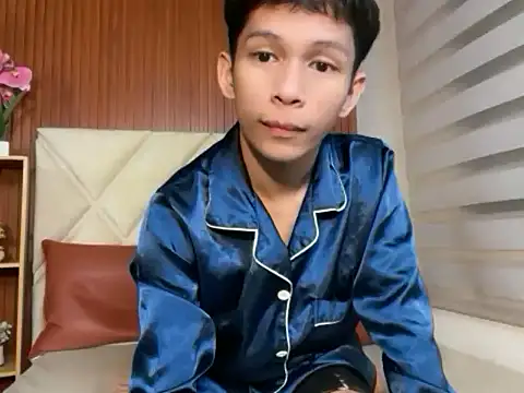 Snapshot of TheBoyAboveYou chatting on 02/20/26, 04:51 TheBoyAboveYou online show from 02/20/26, 04:51