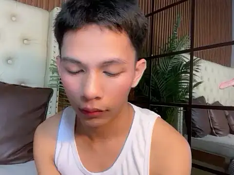 Snapshot of TheBoyAboveYou chatting on 06/01/26, 02:19 TheBoyAboveYou online show from 06/01/26, 02:19