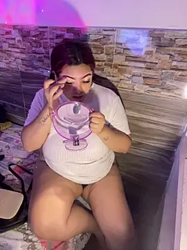 naty col online show from 04/17/26, 12:30