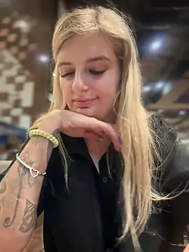 Betsy online show from 01/06/25, 12:24