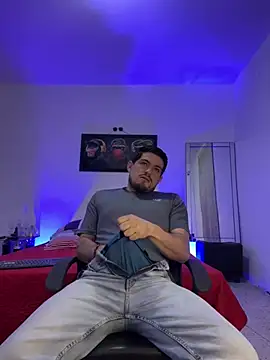 williamsmiiths16 online show from 05/25/26, 09:59