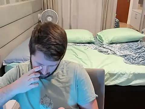 RipMyUnderwear online show from 12/15/25, 09:41