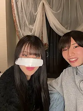 Snapshot of kai_xoxo__ chatting on 12/17/25, 01:17 kai xoxo online show from 12/17/25, 01:17