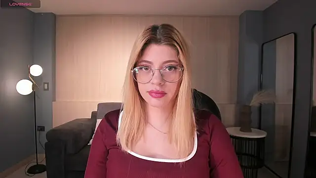 MadisonKane online show from 04/14/26, 11:16