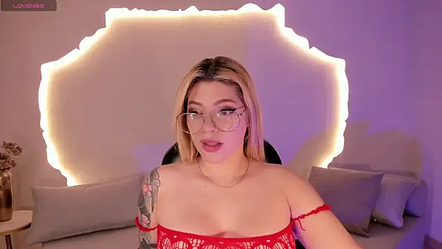 MadisonKane online show from 06/30/26, 11:00