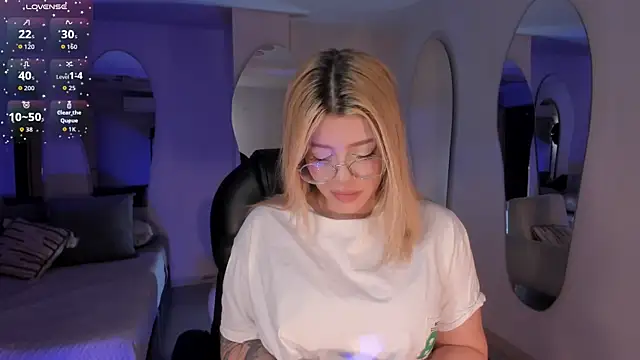 MadisonKane online show from 07/07/26, 10:08