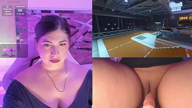 CloeMoon online show from 12/21/25, 05:03