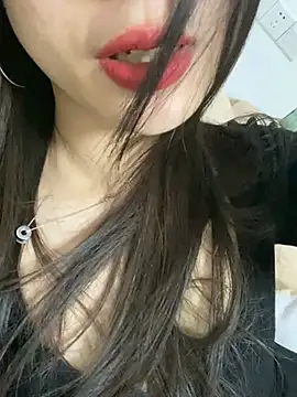 Snapshot of yaqing666 chatting on 01/11/26, 04:45 yaqing666 online show from 01/11/26, 04:45