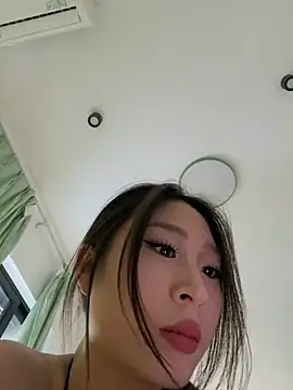 Snapshot of yaqing666 chatting on 07/10/26, 09:23 yaqing666 online show from 07/10/26, 09:23