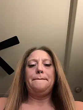 Snapshot of MissyLovelace chatting on 03/28/26, 11:43 MissyLovelace online show from 03/28/26, 11:43