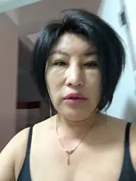 Snapshot of luckybaby666999 chatting on 05/04/26, 12:17 luckybaby666999 online show from 05/04/26, 12:17