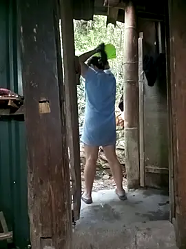 sary-hot2x online show from 04/16/26, 11:07