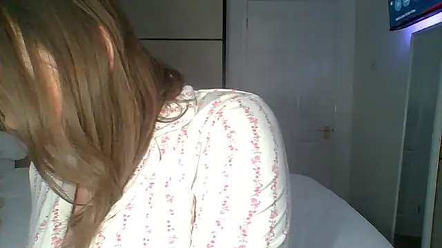 Snapshot of GEMMARMALADE chatting on 04/17/26, 06:49 GEMMARMALADE online show from 04/17/26, 06:49