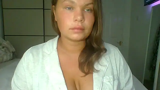 Snapshot of GEMMARMALADE chatting on 07/06/26, 03:03 GEMMARMALADE online show from 07/06/26, 03:03