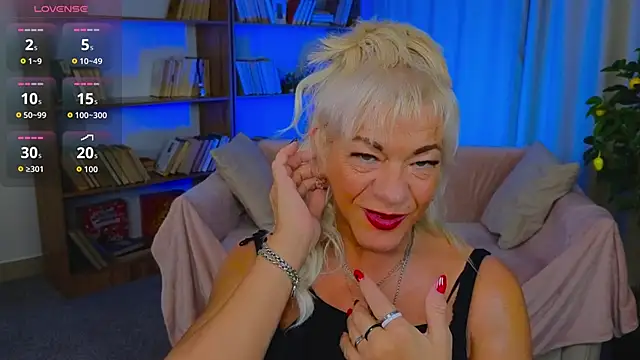 AnittaHarris  online show from 04/16/26, 10:49