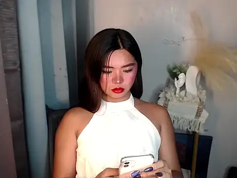 Snapshot of voganmarie chatting on 06/16/26, 08:22 voganmarie online show from 06/16/26, 08:22