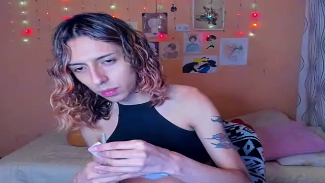 Snapshot of lio_rossue chatting on 12/20/25, 03:35 lio rossue online show from 12/20/25, 03:35