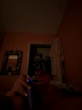 Snapshot of peches69 chatting on 12/03/25, 11:08 peches69 online show from 12/03/25, 11:08