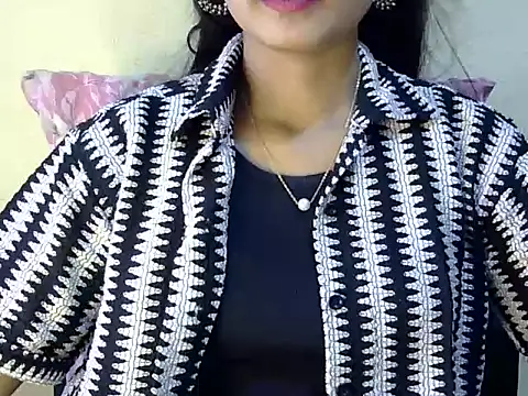 Snapshot of Shab_M chatting on 04/02/26, 06:11 Shab M online show from 04/02/26, 06:11