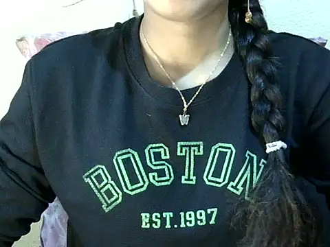 Snapshot of Shab_M chatting on 04/04/26, 08:23 Shab M online show from 04/04/26, 08:23